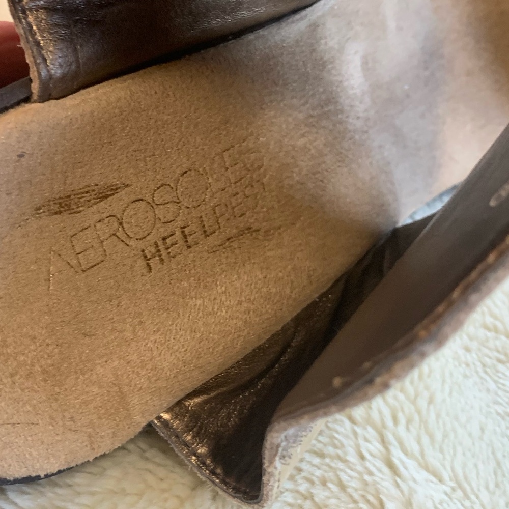 Aerosoles tan leather wedge sandals “In the Bog” size 9 - Picture 4 of 10